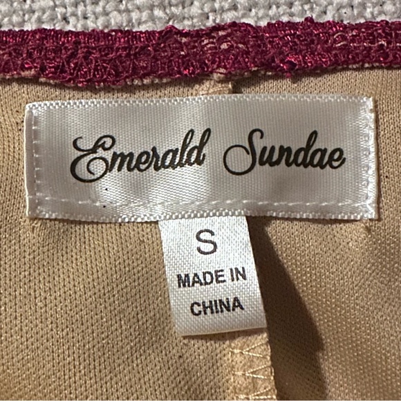 EMERALD SUNDAE Red Lace Racerback Fit & Flare Sparkly Dress Prom Cocktail Wmn S - Picture 10 of 16